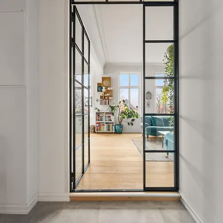 Historic Townhouse I With Rooftop & Free Parking Daire