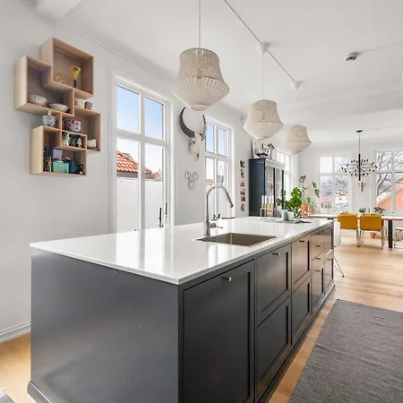 Historic Townhouse I With Rooftop & Free Parking Apartamento *