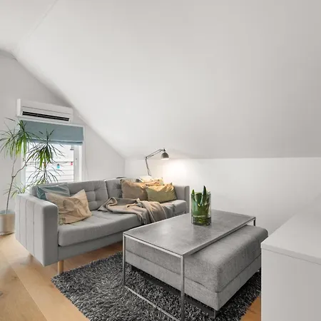 Historic Townhouse I With Rooftop & Free Parking *