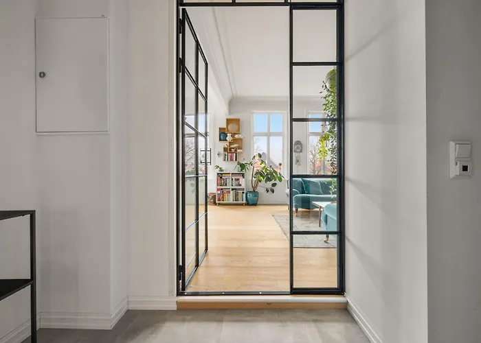 Historic Townhouse I With Rooftop & Free Parking アパート