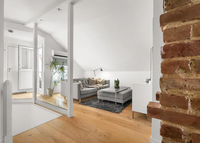 Historic Townhouse I With Rooftop & Free Parking Апартаменты *