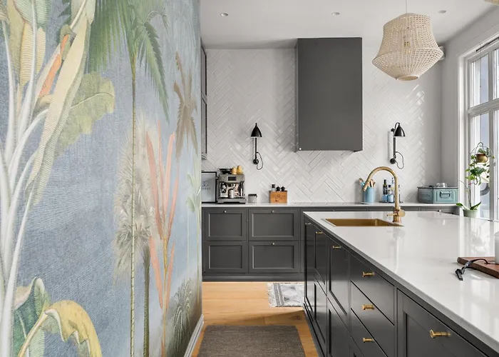 Historic Townhouse I With Rooftop & Free Parking * Берген