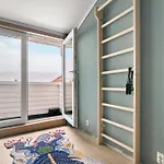 Historic Townhouse I With Rooftop & Free Parking Bergen