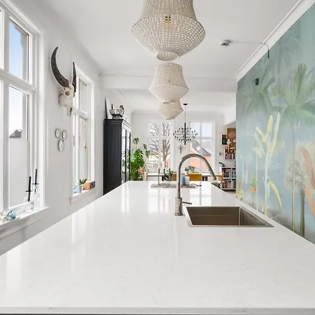 Appartamento Historic Townhouse I With Rooftop & Free Parking